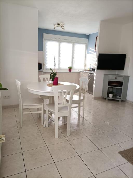 Strasbourg 3 Pieces Avec Jardin Apartment Брюмат Екстериор снимка